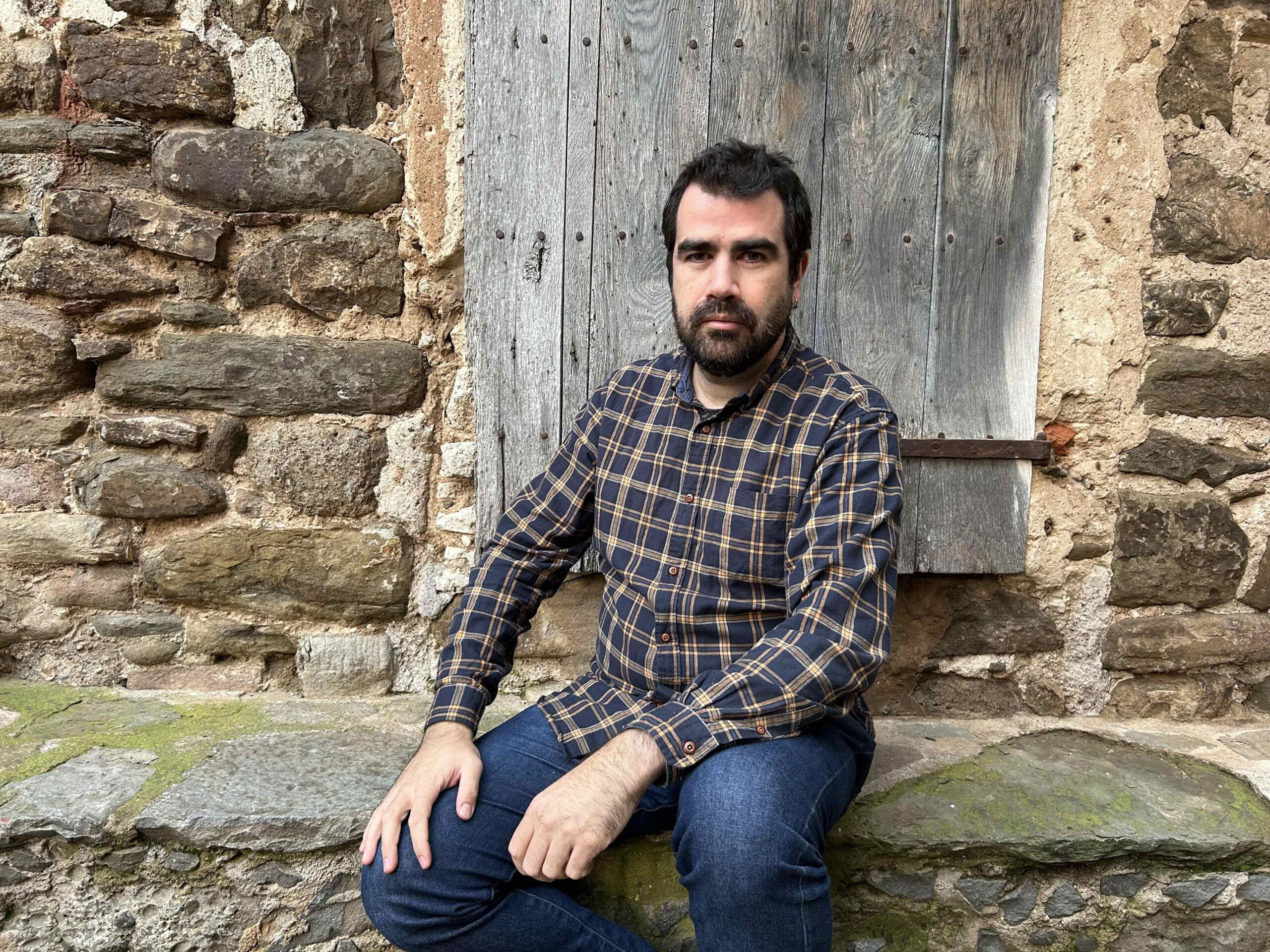 Àlex Hinojo reivindica la Viquipèdia davant la IA