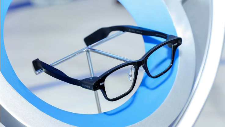 Alibaba presenta les seves primeres ulleres amb IA