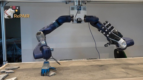 Un robot reconstrueix frescos perduts a Pompeia amb intel·ligència artificial