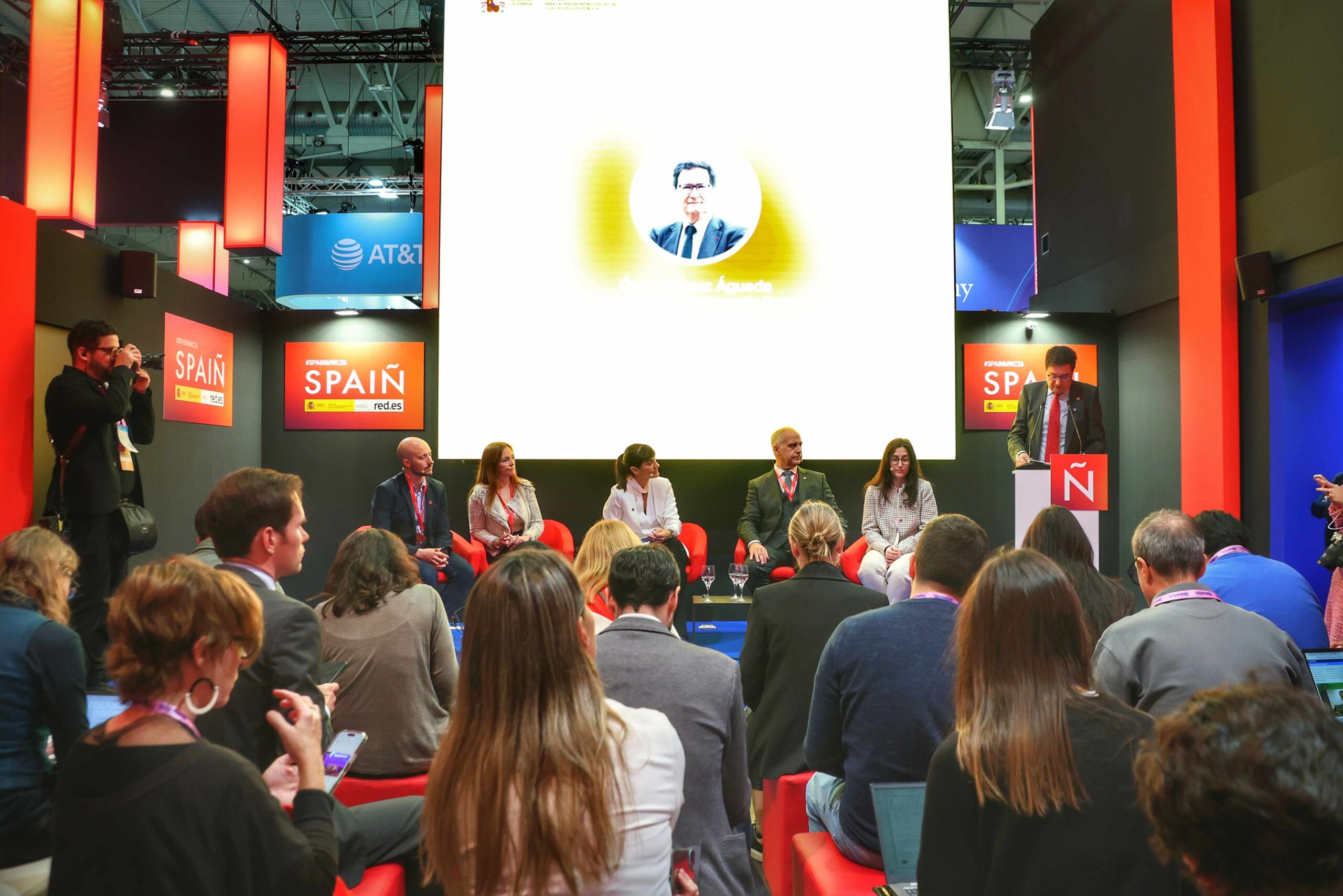 ALIA: les primeres empreses espanyoles ja l’utilitzen per atendre ciutadans, estalviar recursos i protegir dades